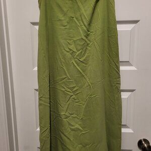 Field Manor Modern Classics 100% silk ankle length side zip skirt